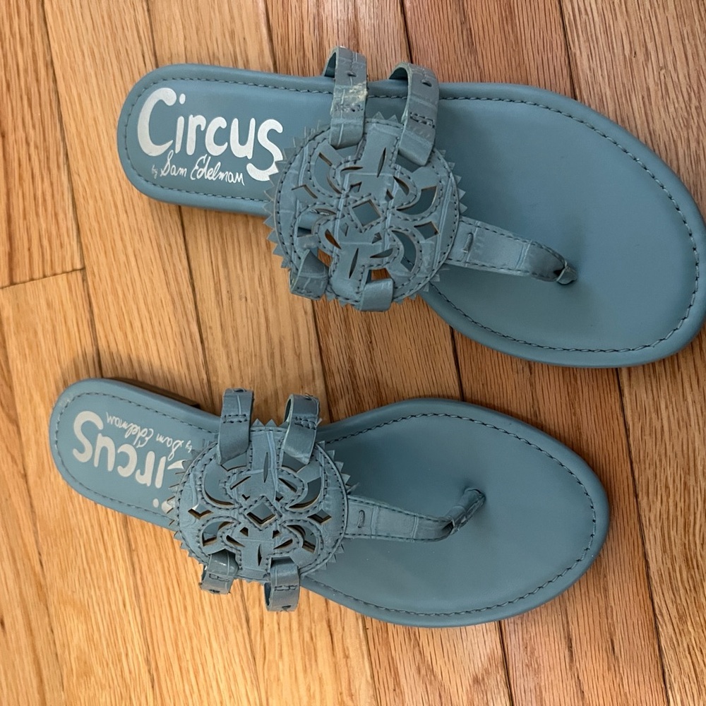 Circus by Sam Edelman Canyon Thong Sandals - Patent blue